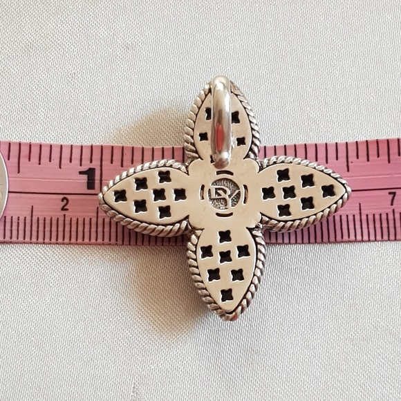 David Yurman Renaissance Pendant Enhancer - Picture 5 of 8